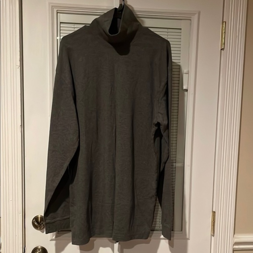 L.L. Bean Men's Turtleneck Sweatshirt Sz XL Extra Large Tall Charcoal Grey